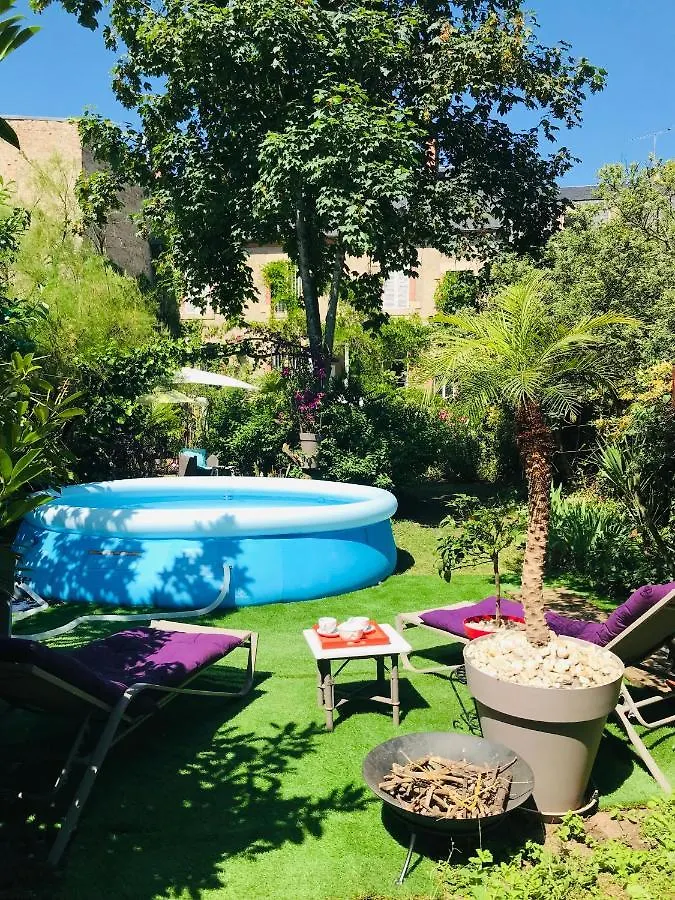 Bed & Breakfast La Maison Des Roses Moulins  Francie
