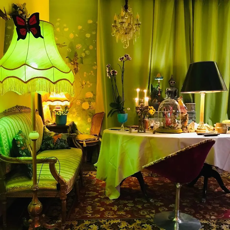 La Maison des Roses Moulins  Couette-café Moulins (Allier)